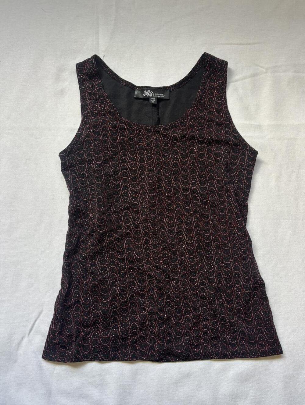 90s Jump Apparel black cami with red sparkly details. Size S